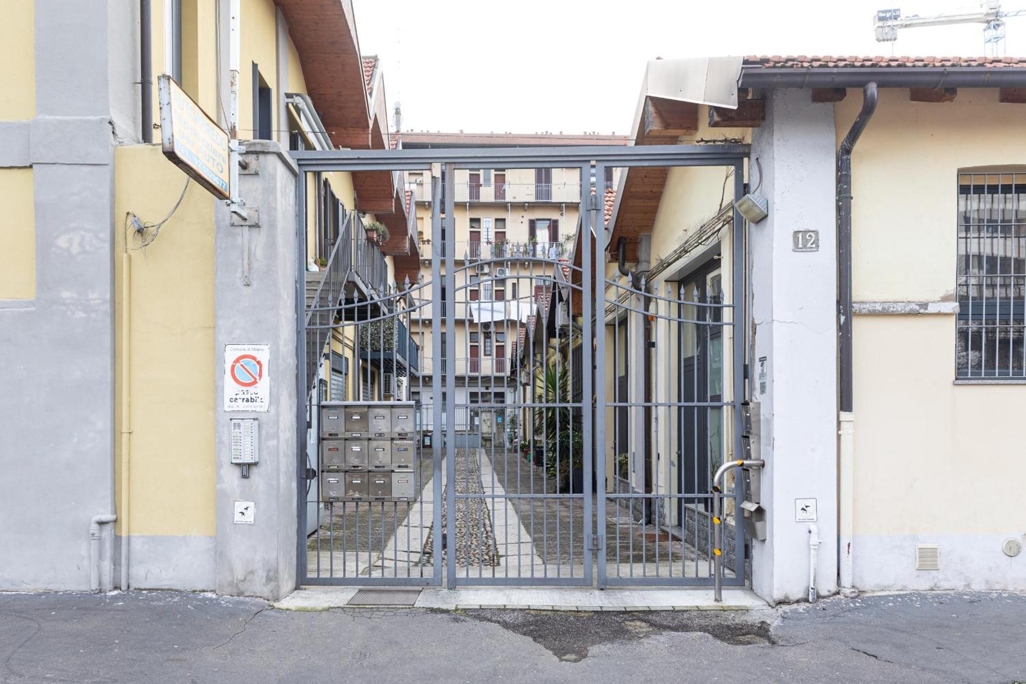 Fondazione Prada Exclusive Loft - Top Collection มิลาน ภายนอก รูปภาพ